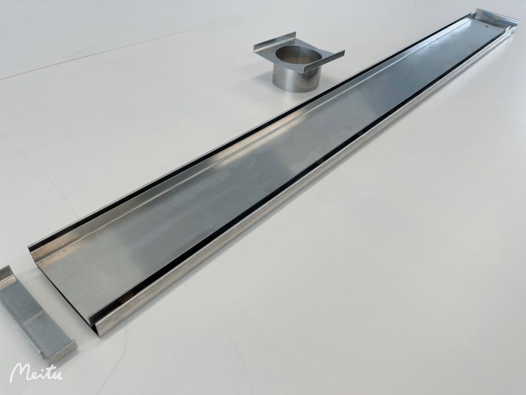 Tile insert shower linear drain